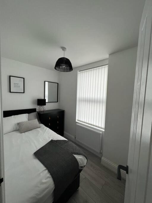 Beautiful Anfield Family Home ليفربول المظهر الخارجي الصورة