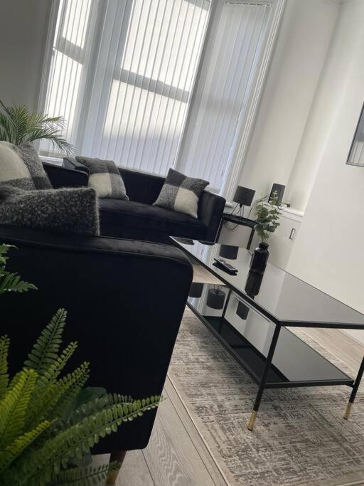 Beautiful Anfield Family Home ليفربول المظهر الخارجي الصورة